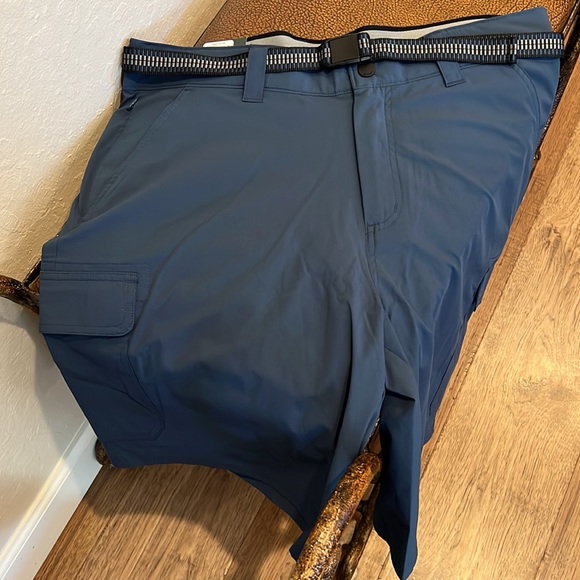 New Orvis Cargo Cobalt Blue Short 4-way Stretchable Breathable, Comfortable! - Picture 2 of 8